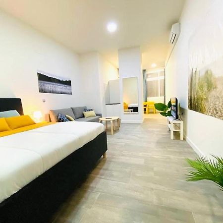 Acogedor Y Bien Situado P6 Apartment Malaga Luaran gambar