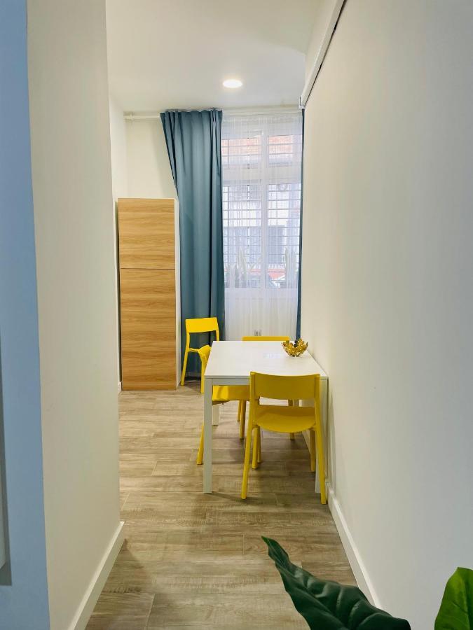 Acogedor Y Bien Situado P6 Apartment Malaga Luaran gambar