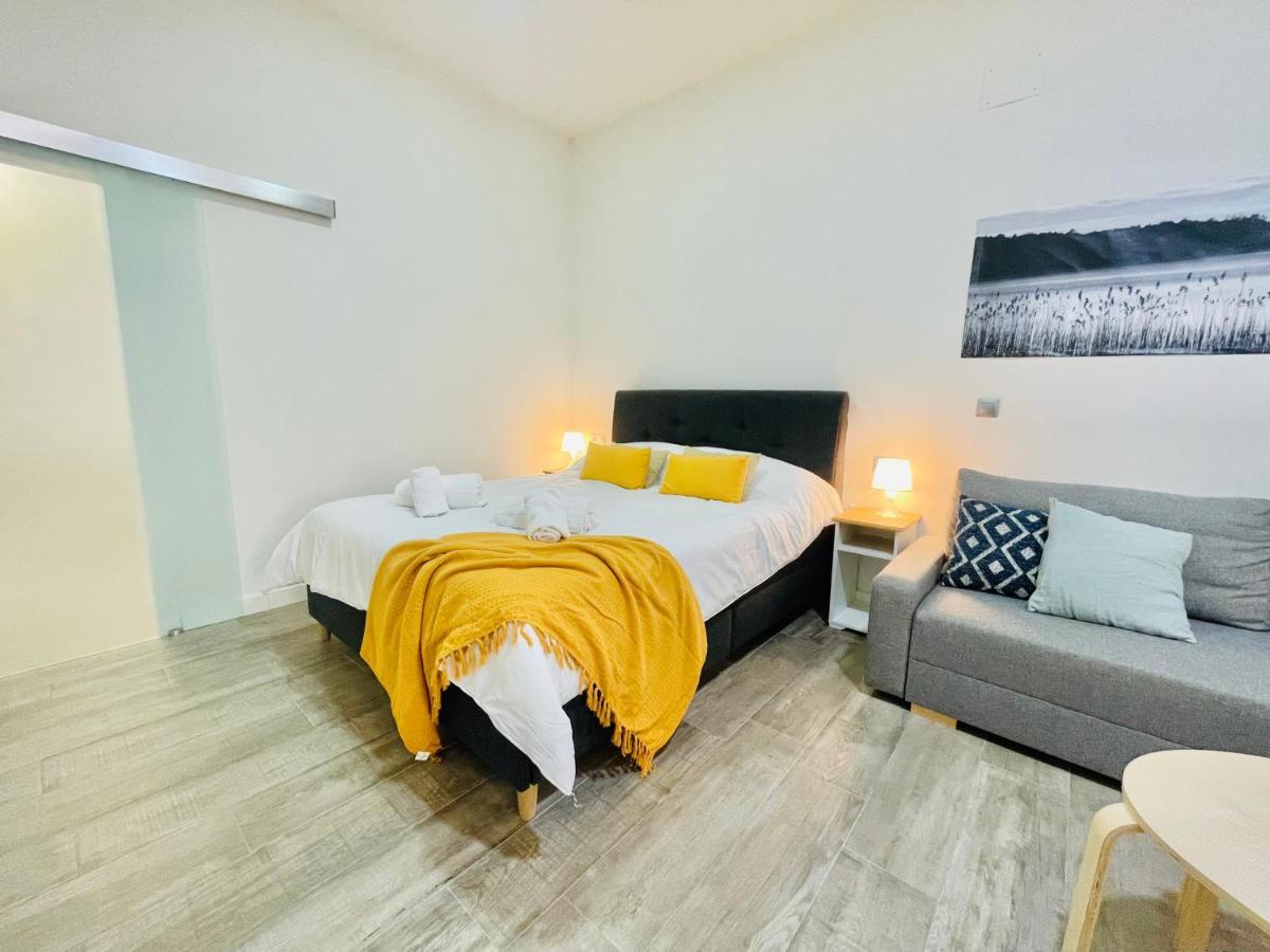 Acogedor Y Bien Situado P6 Apartment Malaga Luaran gambar