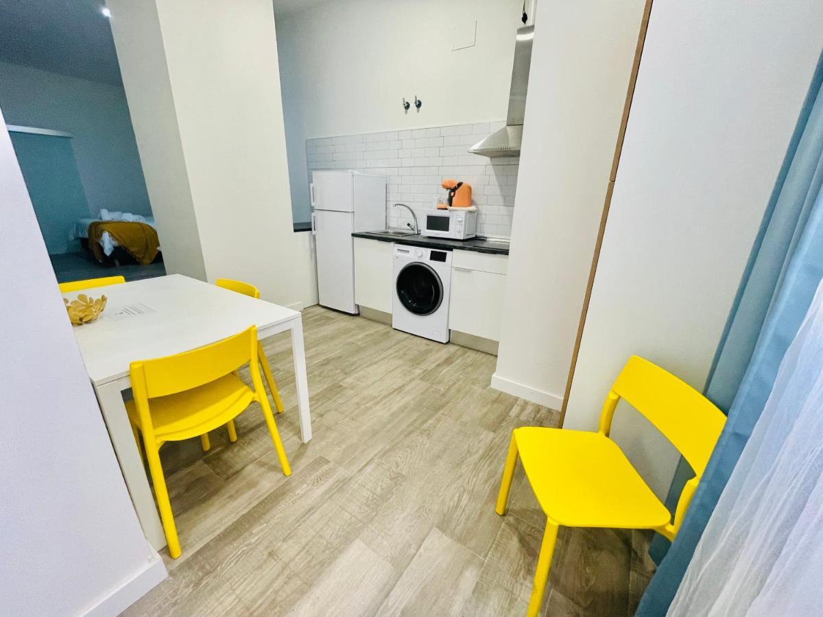 Acogedor Y Bien Situado P6 Apartment Malaga Luaran gambar